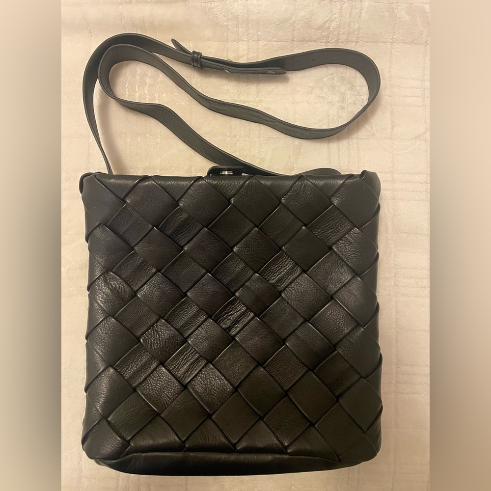 Woven leather bag